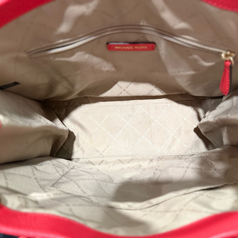 Michael Kors Bright Pink Tote Bag - Picture 4 of 6